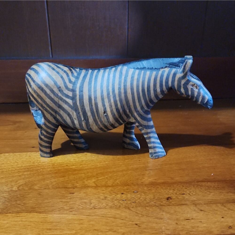 Hand Painted Wooden Zebra Figurine Decorative Zebra Sculpture